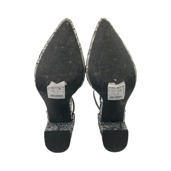 New Look Wide Fit Baroque Floral Print Ankle Strap Block Heeled Shoe Size 6 - Picture 8 of 9